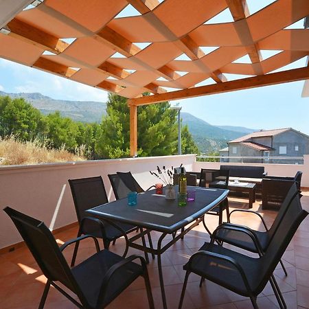 Apartment Wild Rose Podstrana Exterior foto